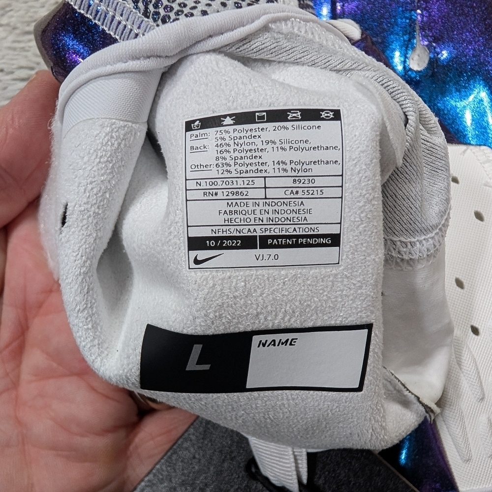 Nike Vapor Jet 7.0 Football Gloves Mens L White Iridescent Purple Receiver NEW - Picture 4 of 5